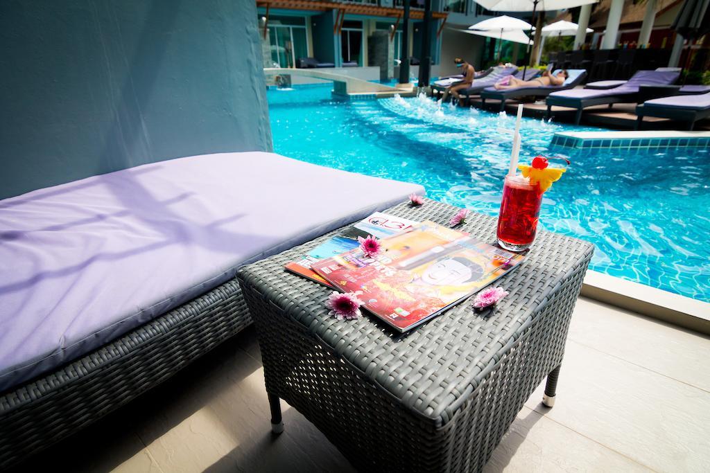 Chambre Double ou Lits Jumeaux de Luxe avec Accès Piscine