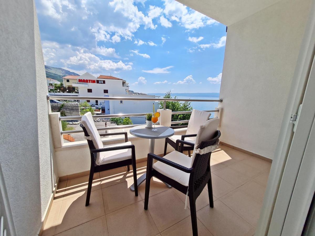 Suite with Balcony and Sea View