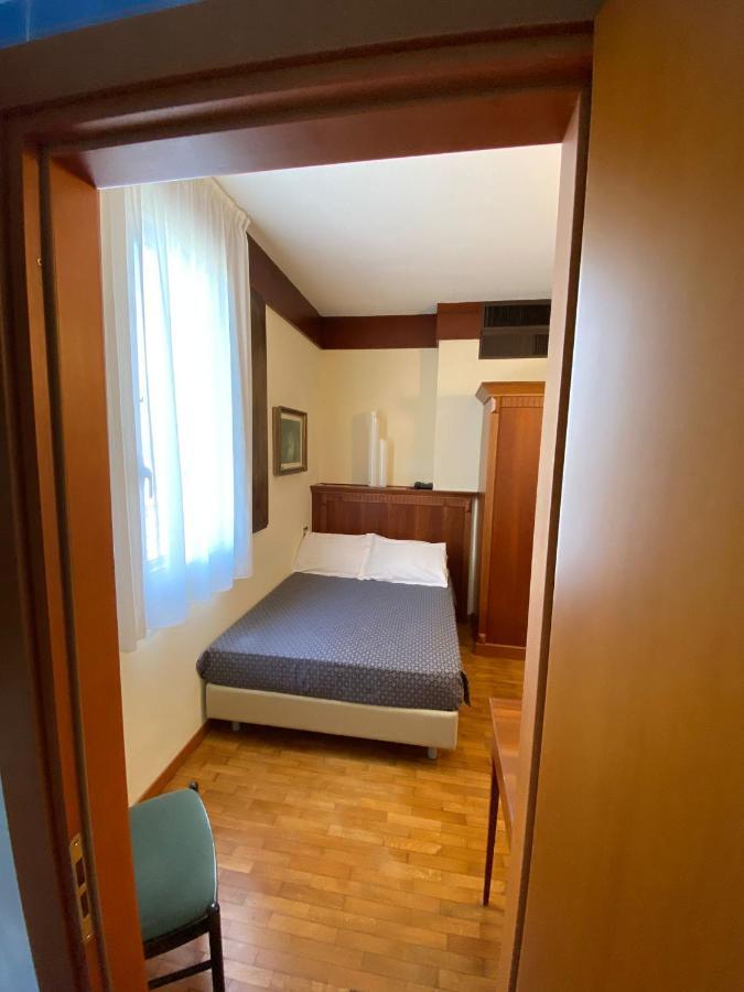 Habitación Doble Pequeña