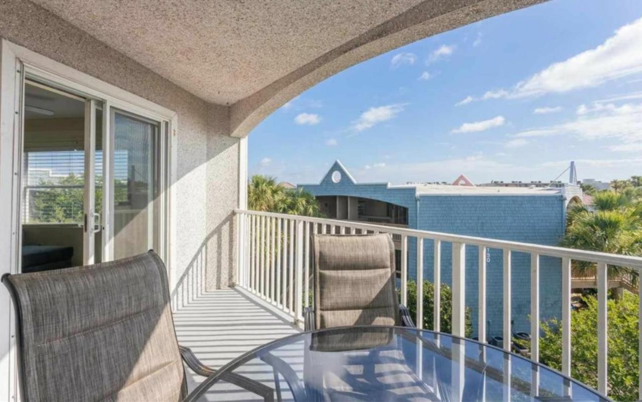 Two-Bedroom Apartment Ocean View