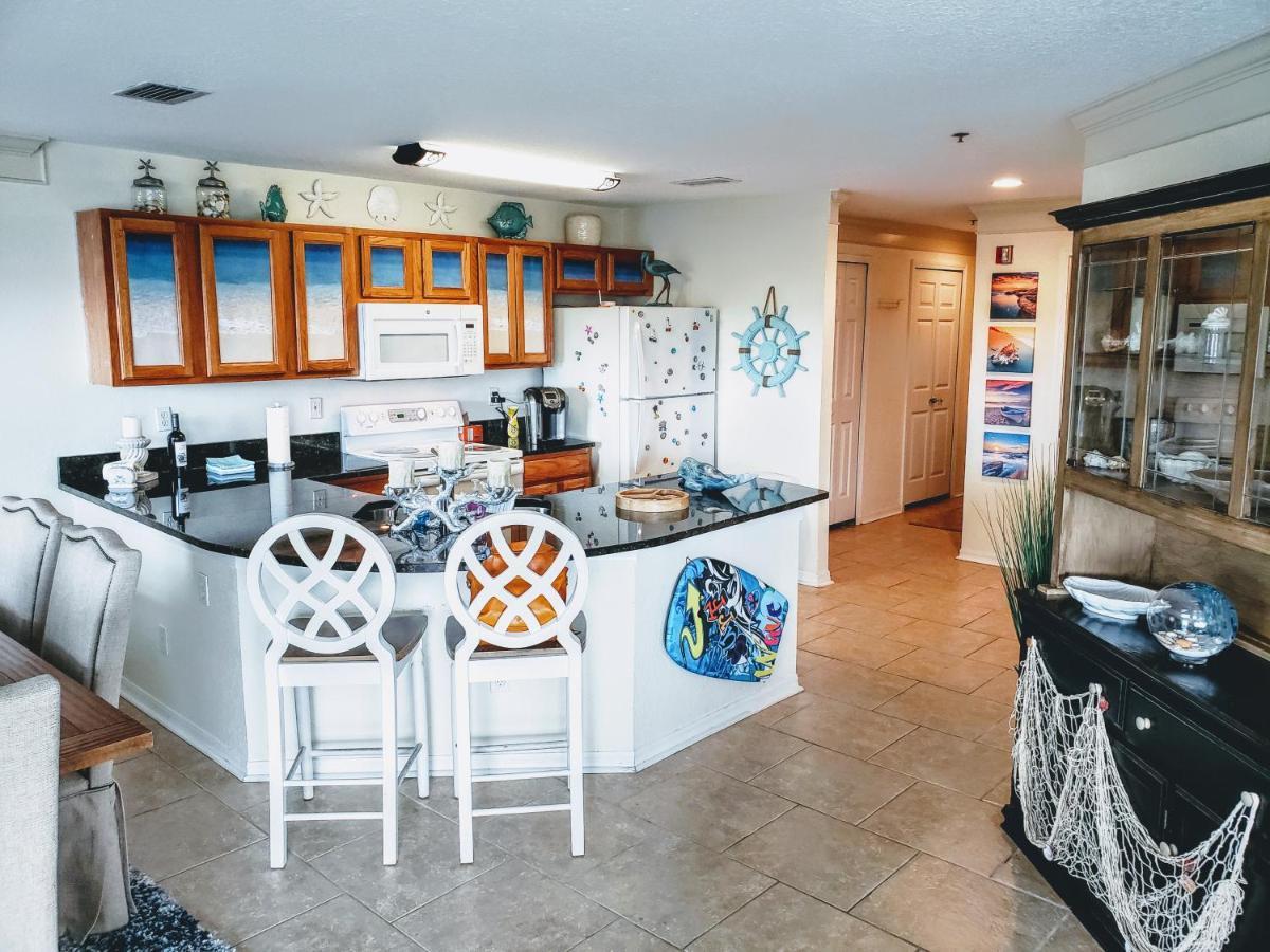 Two-Bedroom Apartment Ocean View