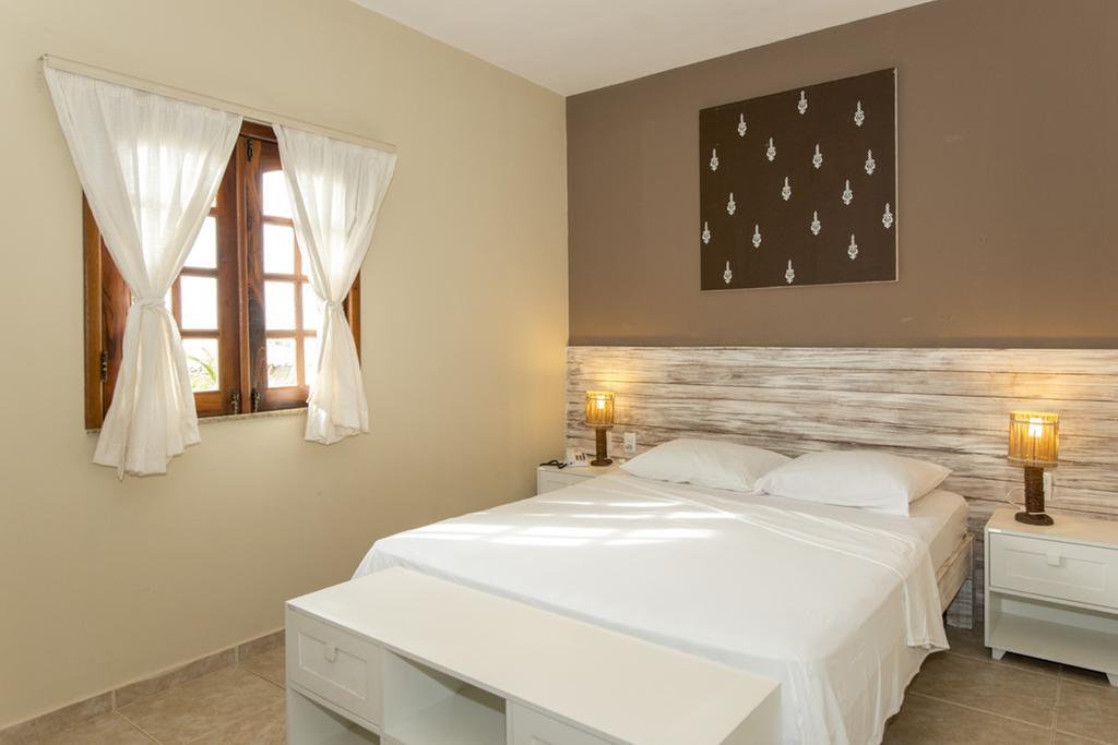 Luxe Appartement met Uitzicht op het Zwembad