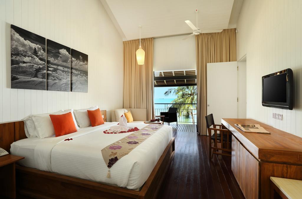 Special Offer at Riani Deluxe Room with 20 Mins Back & Shoulder Massage