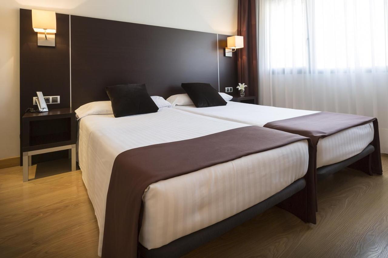 Double or Twin Room,1135885502:JPEG