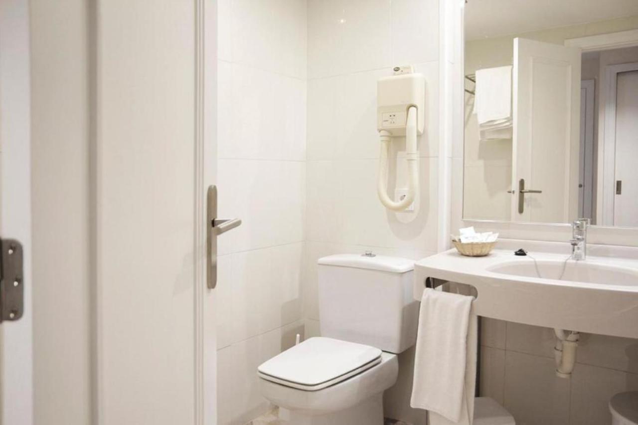 Standard Double Room,1133745399:JPEG