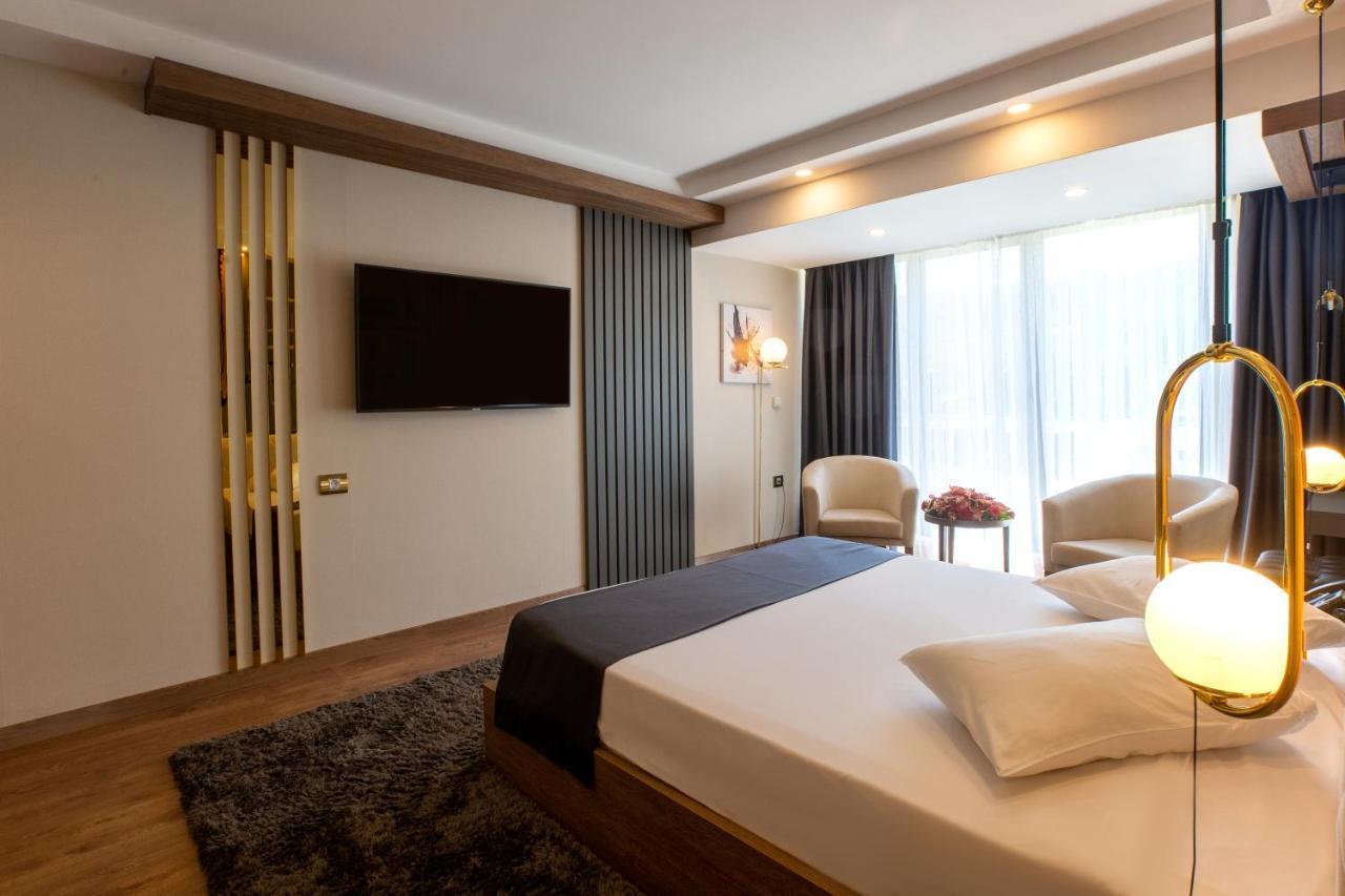 Junior Suite mit Balkon und Gartenblick