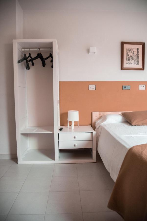 Twin Room,1149160906:JPEG