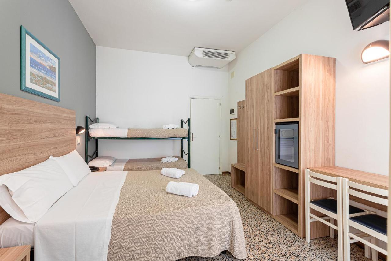 Triple Room,1149408319:JPEG