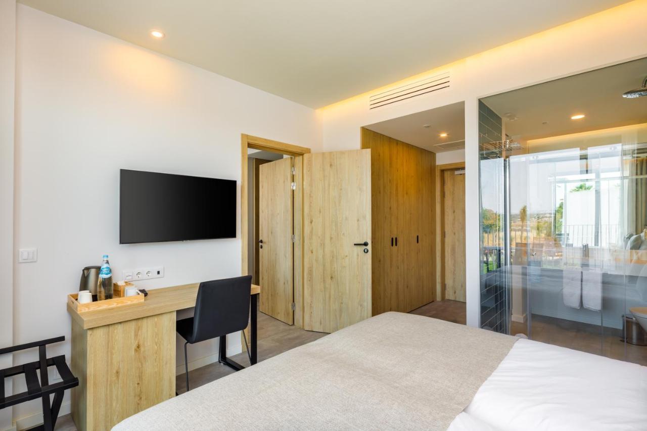 Classic Double Room Ria View