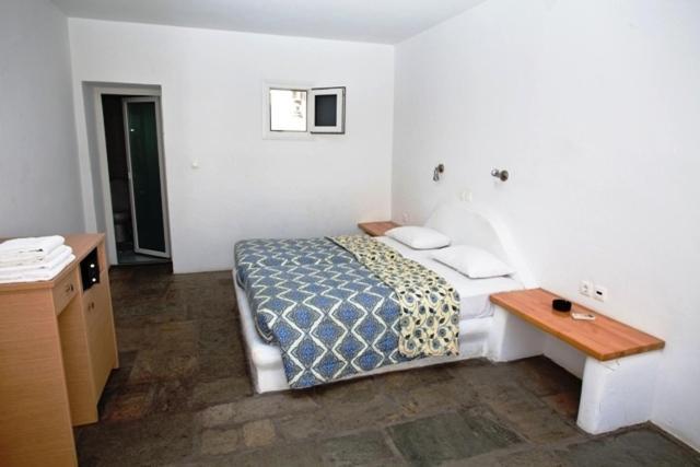Standard Double or Twin Room,632078499:JPEG