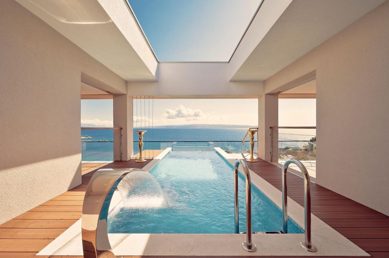 Suite with Private Pool