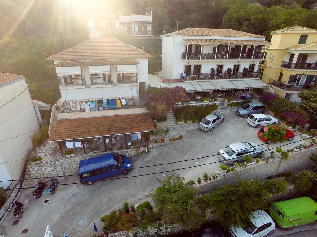 Double Room with Balcony and Sea View