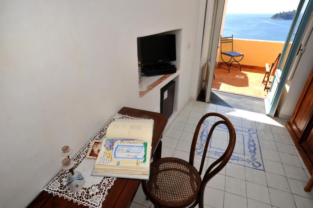 Small Double Room,1022076139:JPEG