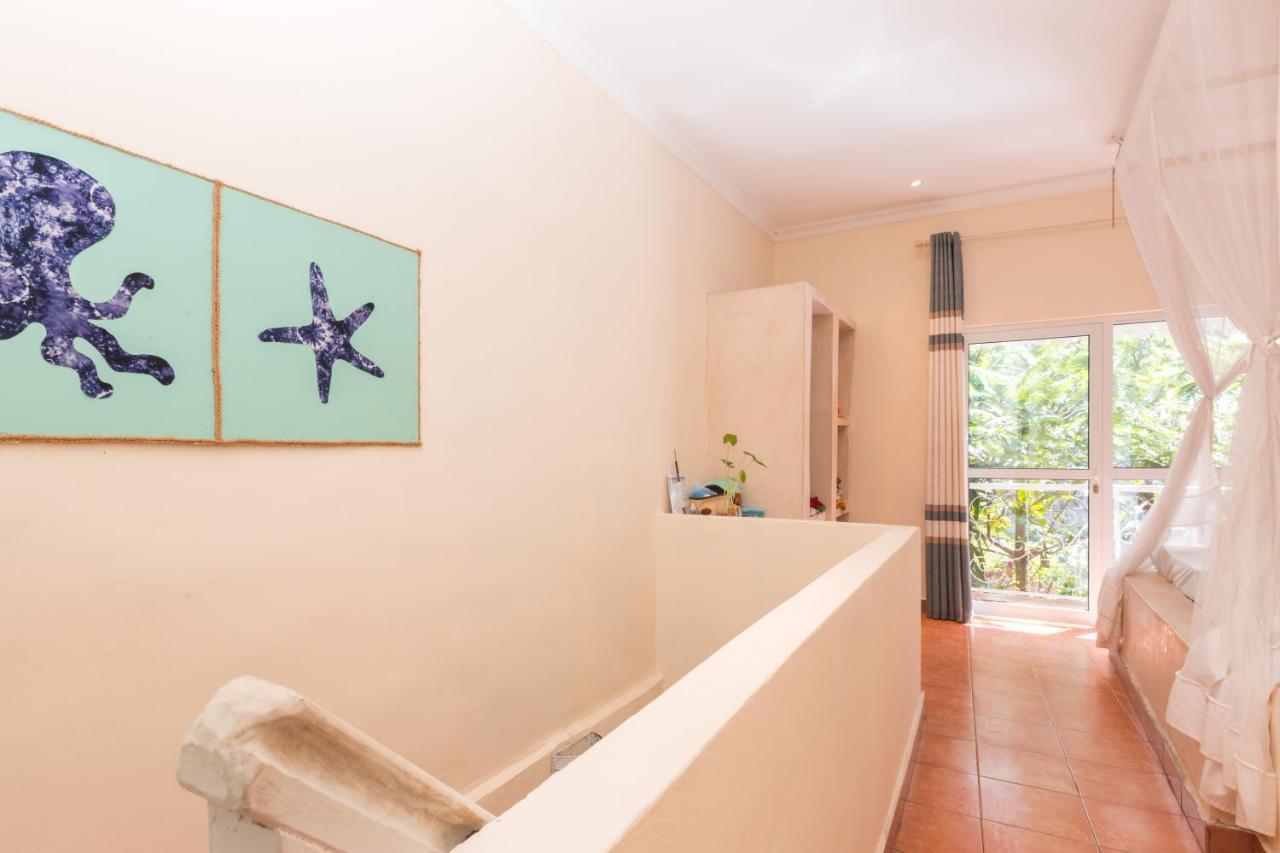 Bed in een Gemengde Slaapzaal met 6 Bedden