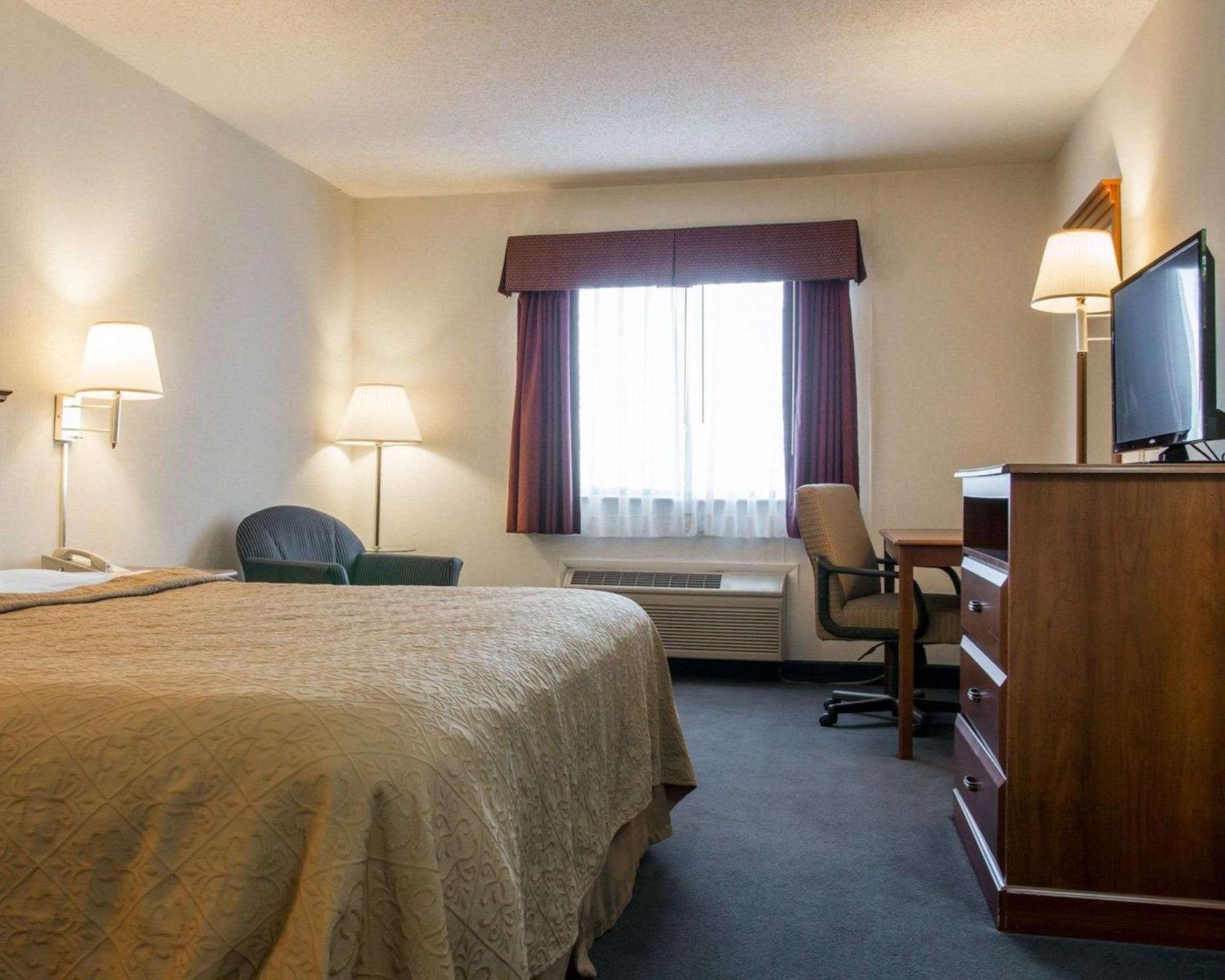 King Room - Non-Smoking