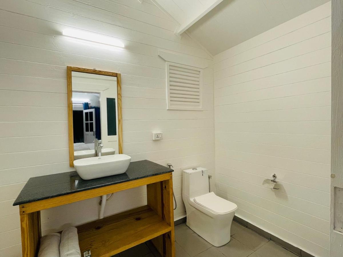 Deluxe Suite with Sea View