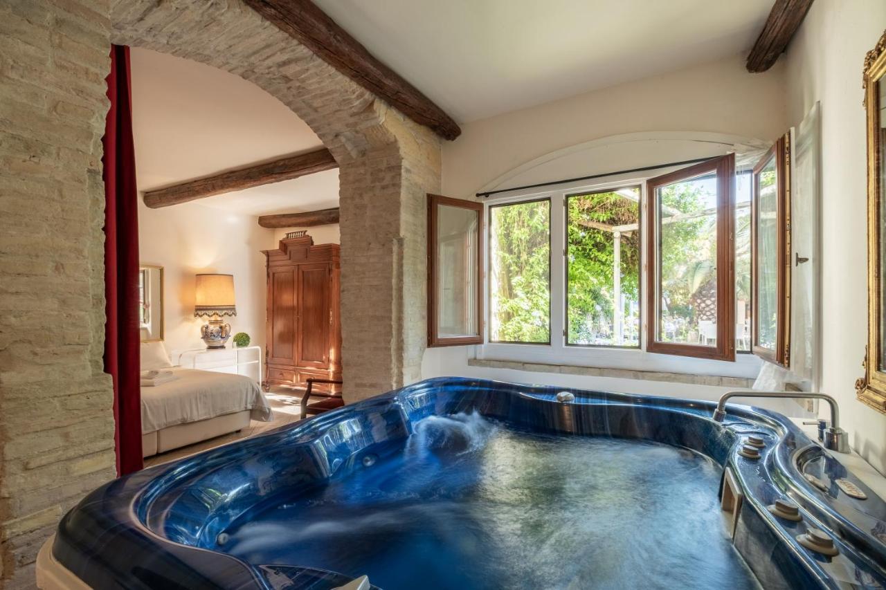 Junior Suite with Small Private Pool
