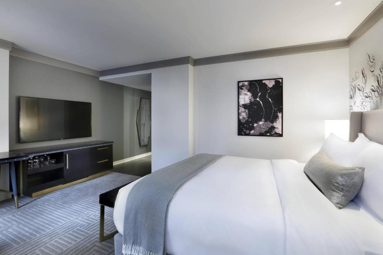 Habitación con cama extragrande