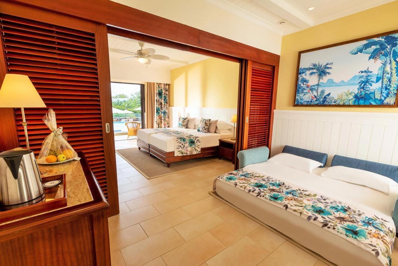 Family Room Garden View