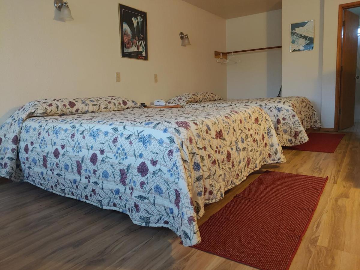 Standaard Kamer met 2 Queensize Bedden