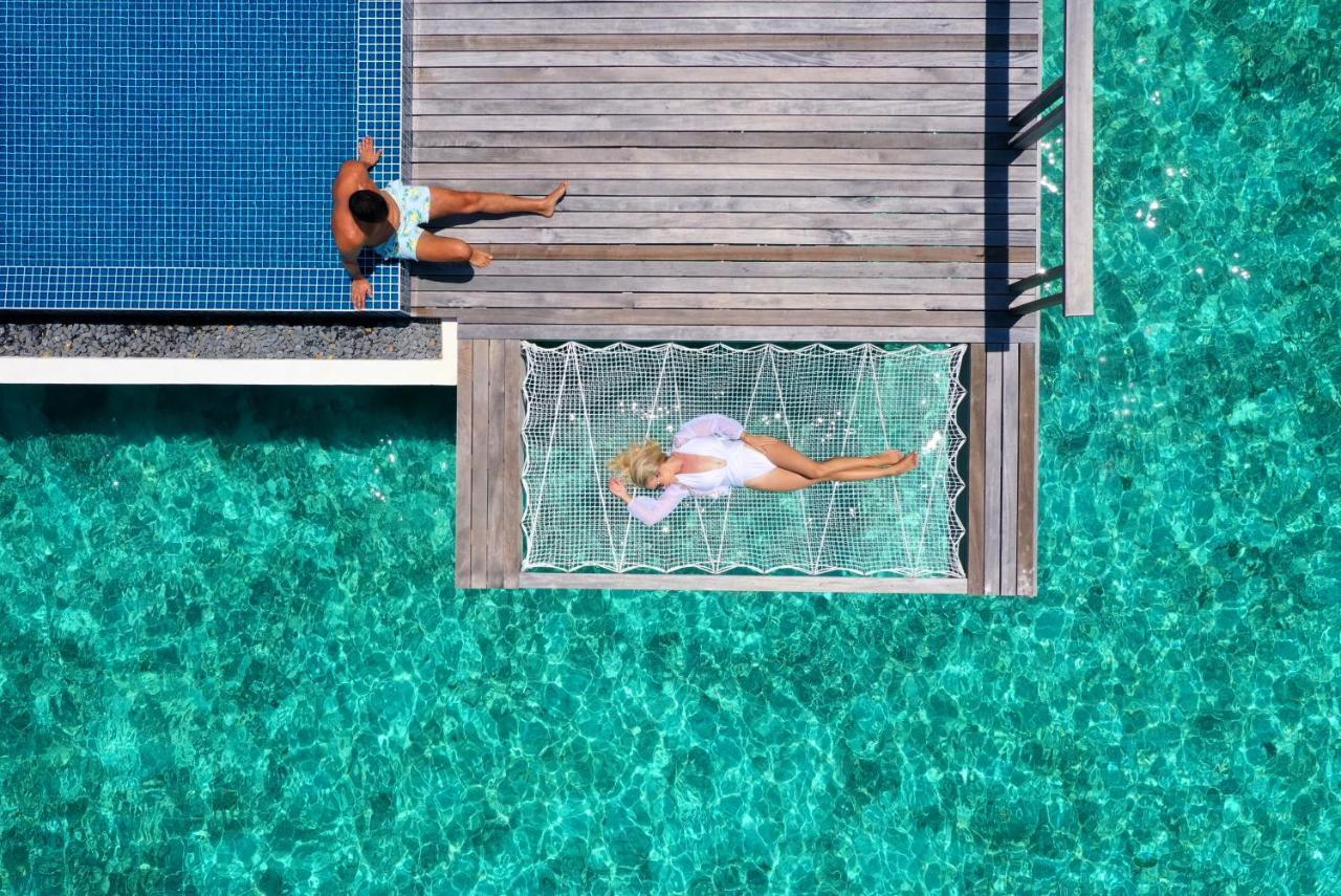 Villa sur Pilotis avec Piscine Privée, Accès Gratuit au Salon VIP Hydravion à l'Arrivée et Crédit Spa de 50 USD