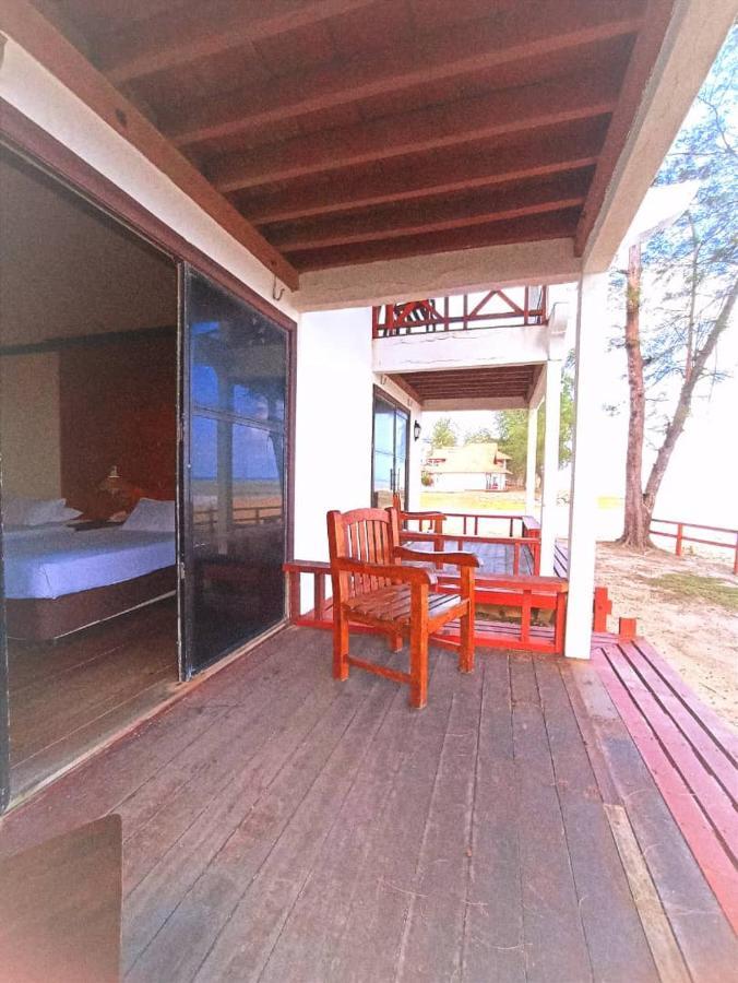 Deluxe Twin Room with Sea View