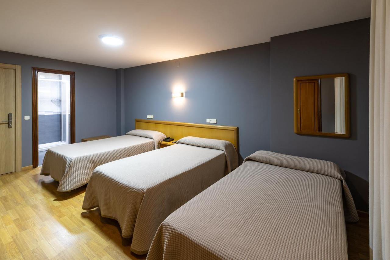 Triple Room,1481493860:JPEG