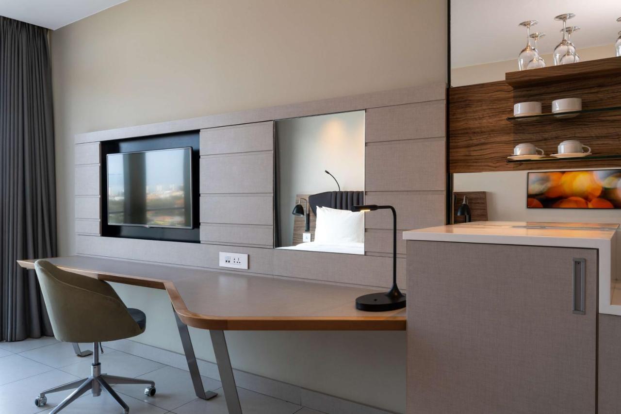 Studio Apartment with Sea View