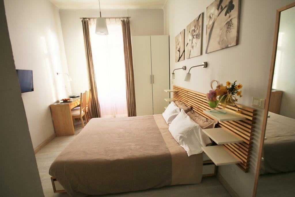 Double Room Balcony or Terrace,118617166:JPEG