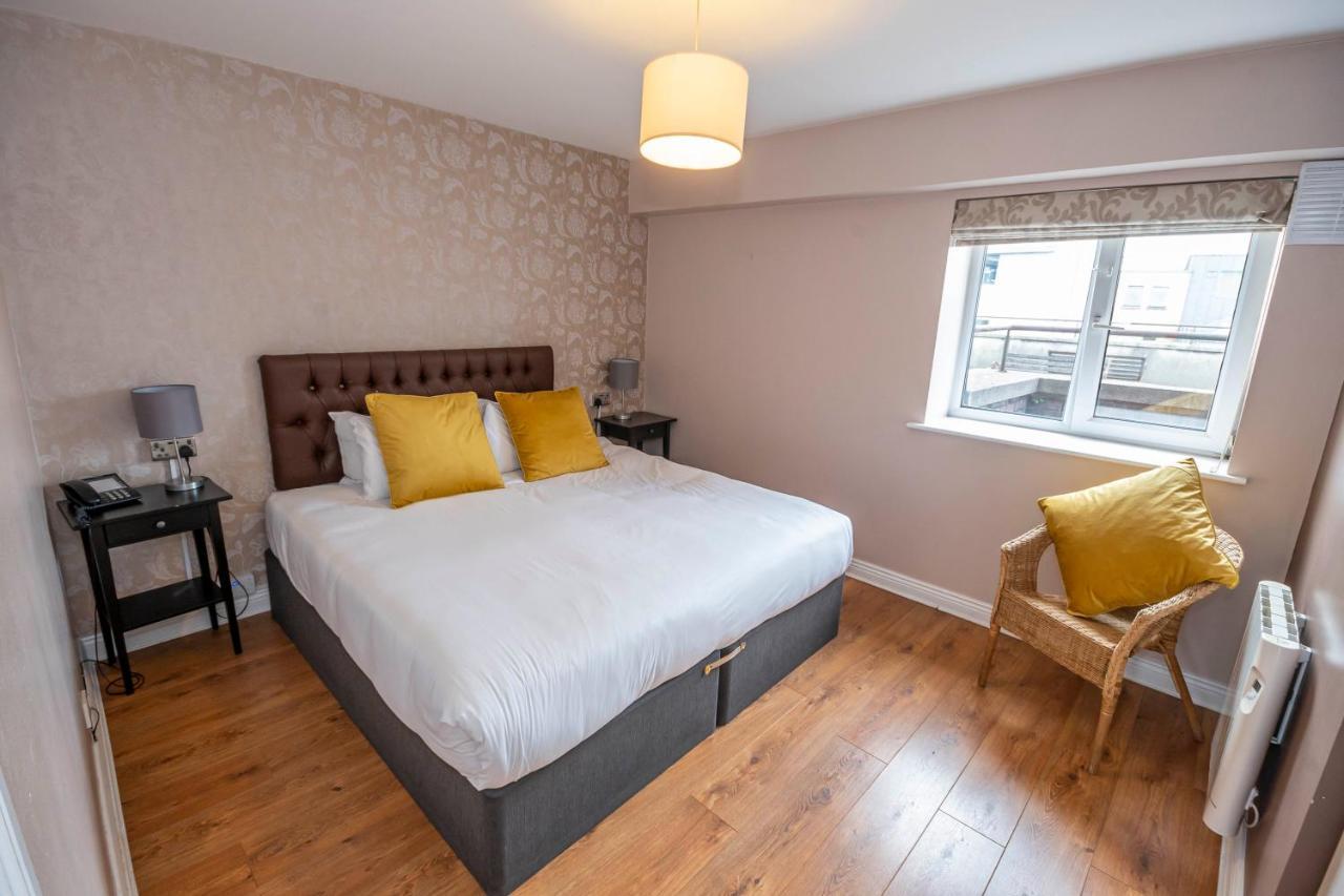 One-Bedroom Apartment (4 Adults)