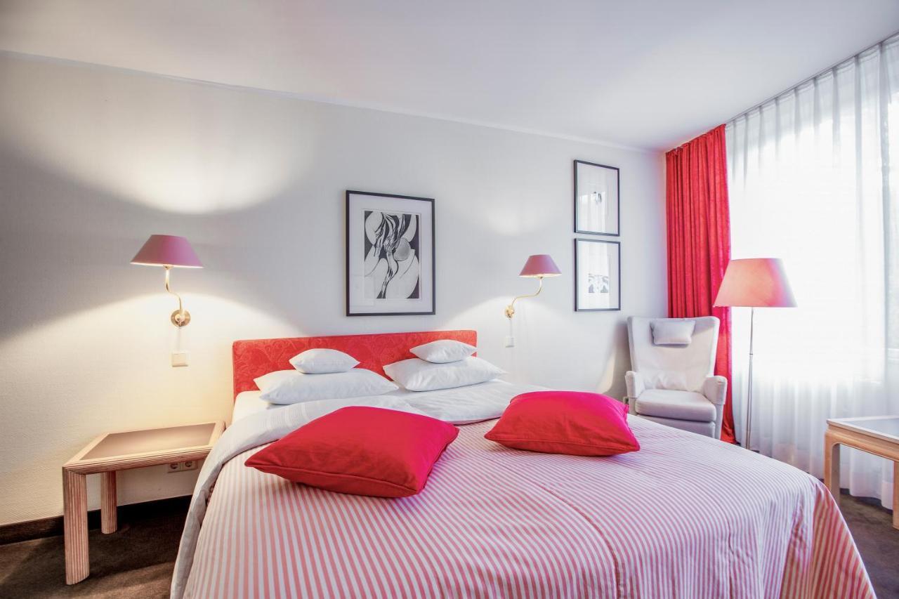 Landhauszimmer,1189663462:JPEG