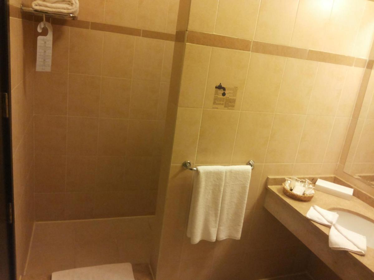 Apartment mit Queensize-Bett (3 Erwachsene + 1 Kind)