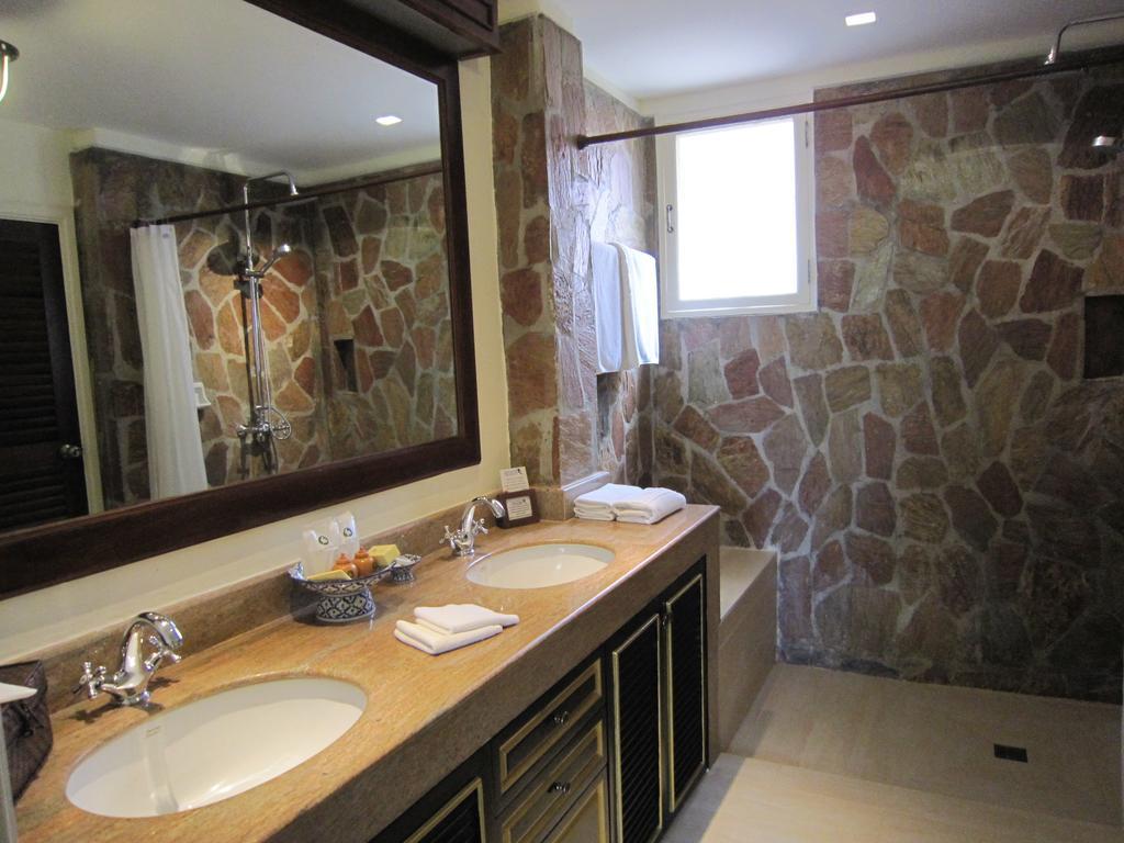 Gold Forest Upstairs Room Forest View