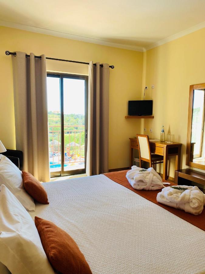 Double or Twin Room,1195130011:JPEG