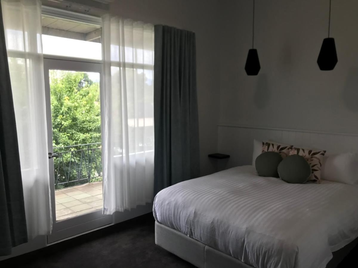 Queen Room with Balcony
