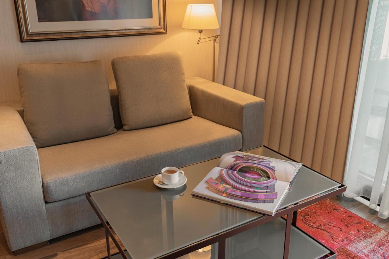 Superior Suite Land View