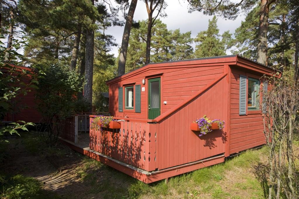 One-Bedroom Cottage