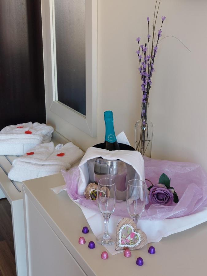 Habitación doble con 1 o 2 camas, vistas a la ciudad y paquete romántico