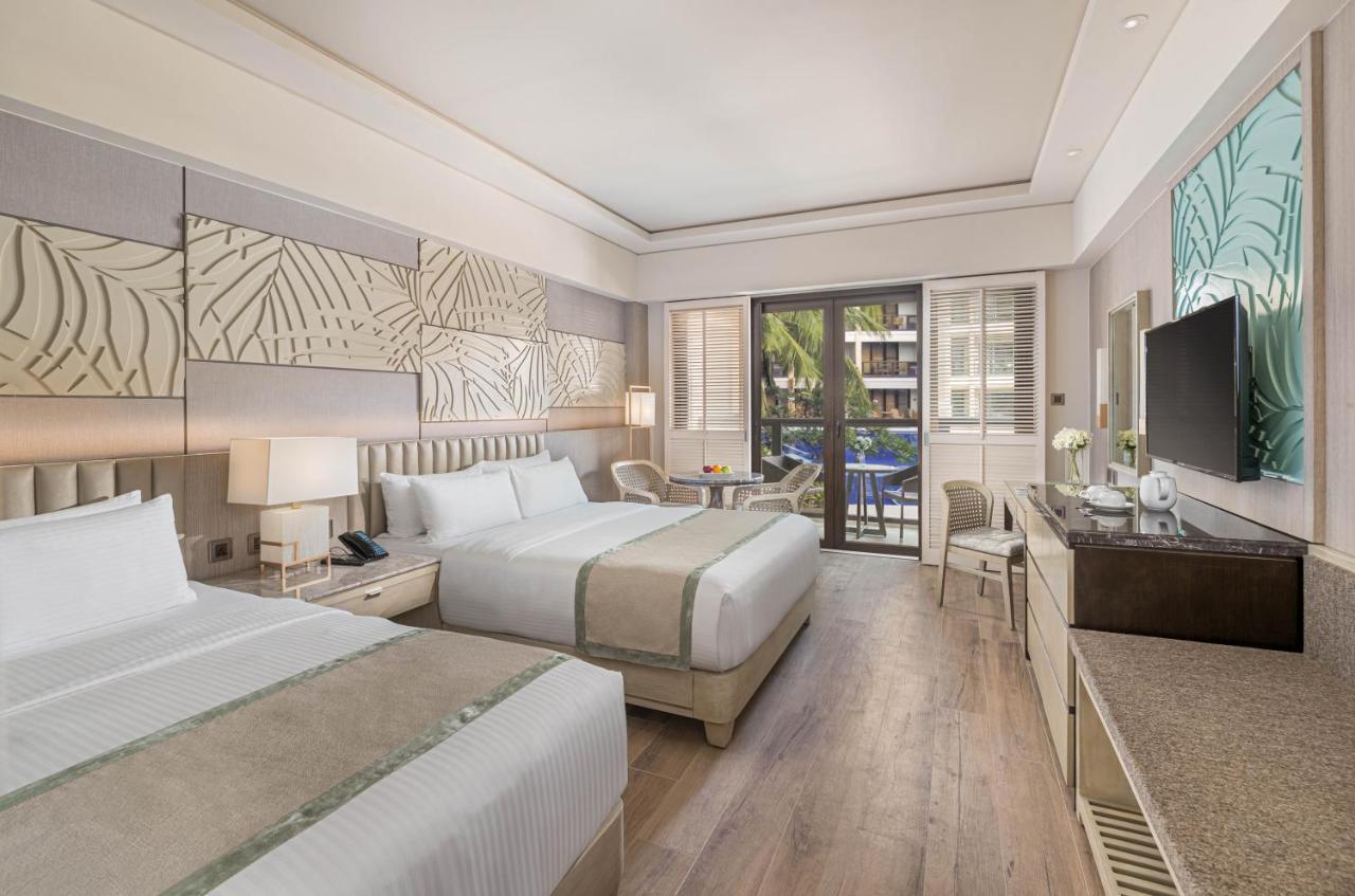 Premier Zimmer mit direktem Zugang zum Pool