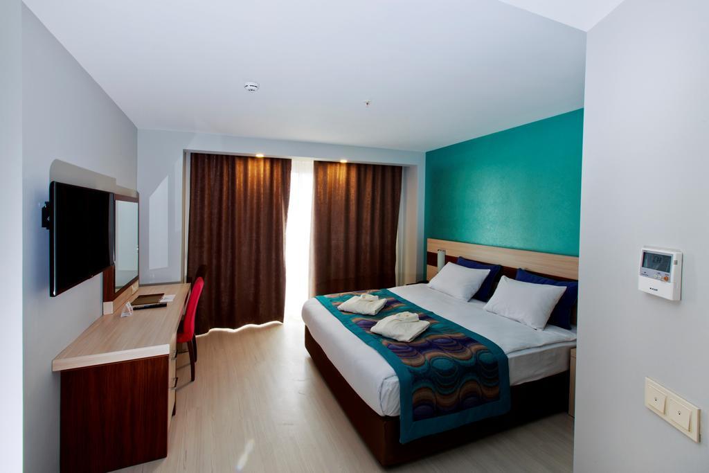 Chambre Double Standard (Entrée)
