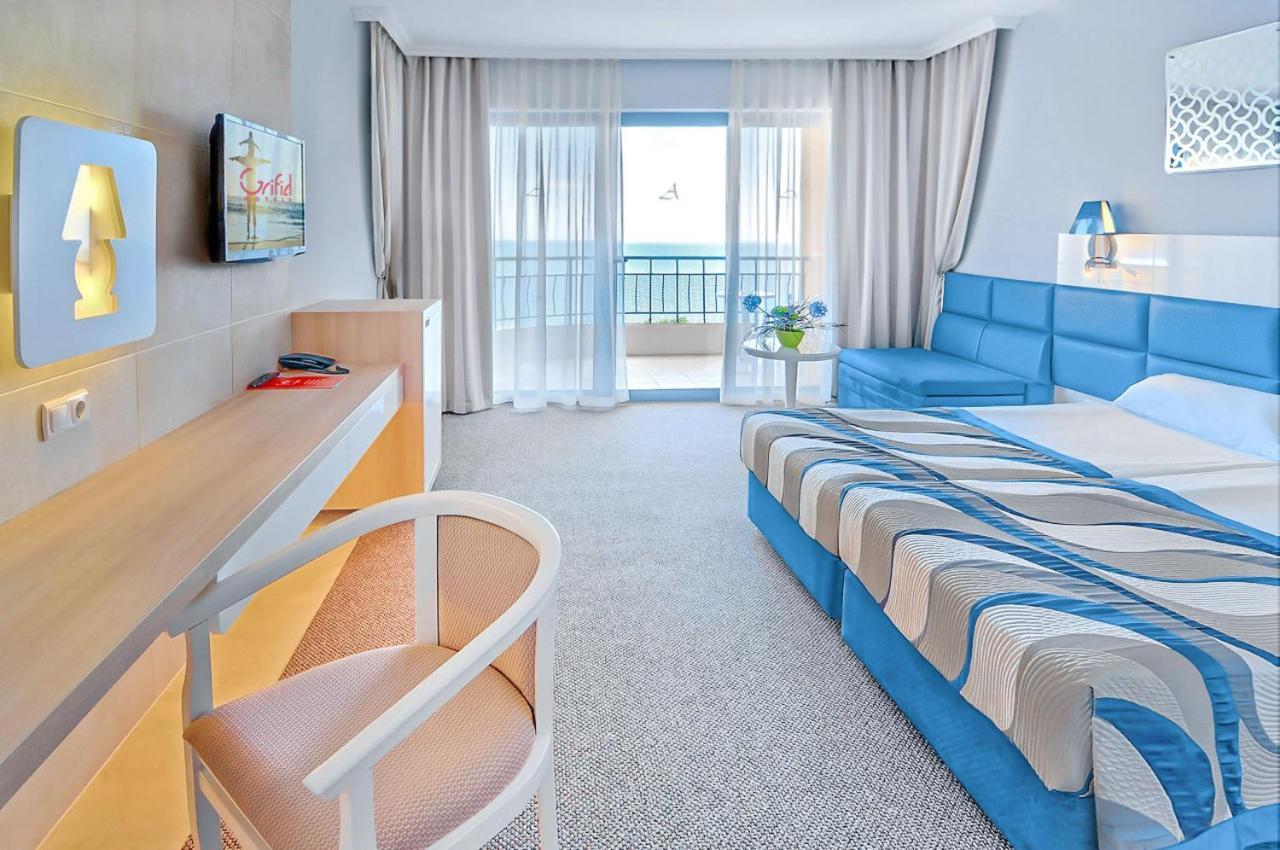 Double Room with Sea View – Free Beach & Aquapark Access