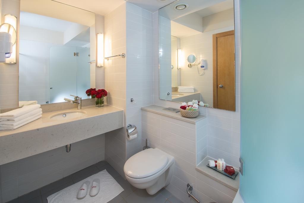 Executive High Floor