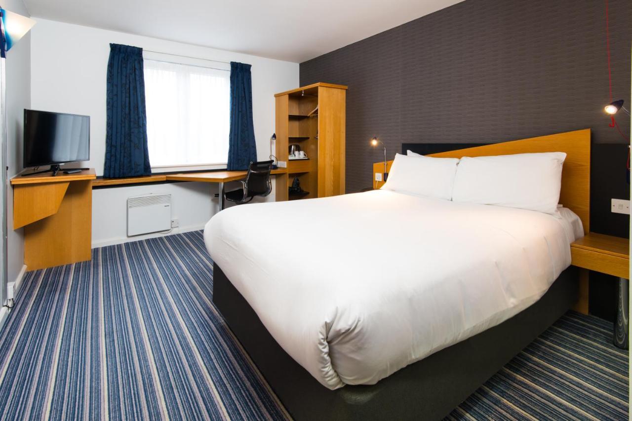 Double Room Hot Accessible