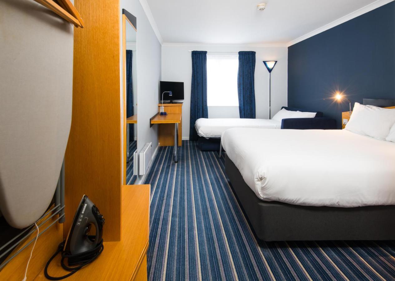 Standard Double Room Sofa Bed Hot