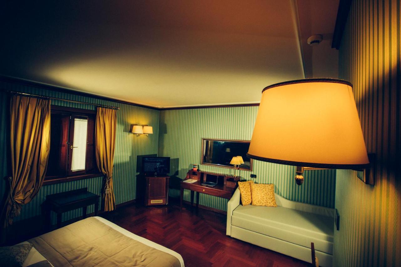 Family Queen Room,1279881631:JPEG