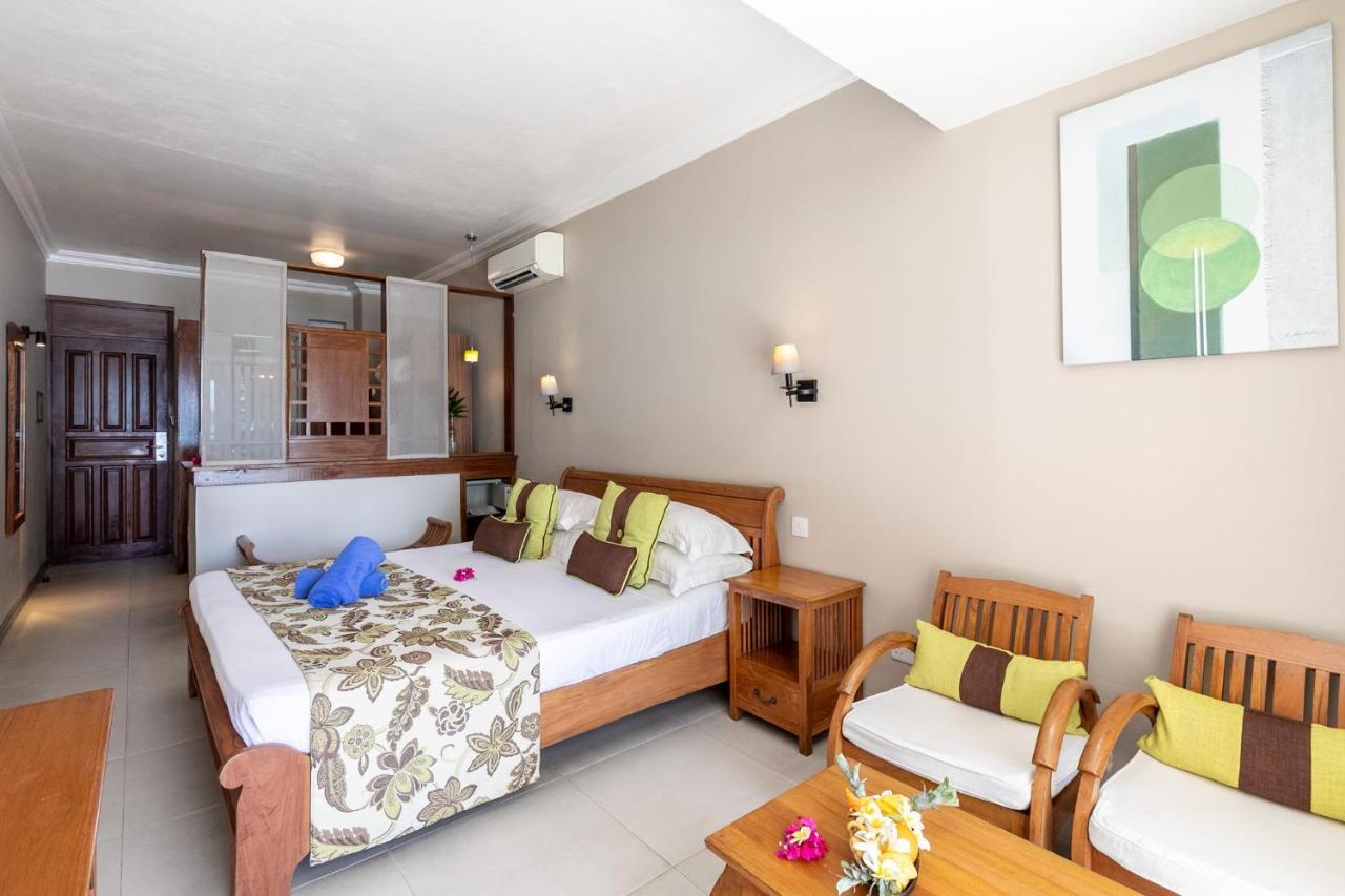 Deluxe Room,1206693133:JPEG
