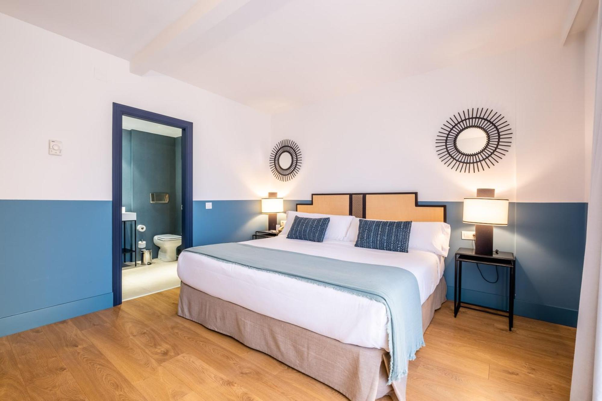 Double or Twin Room Terrace
