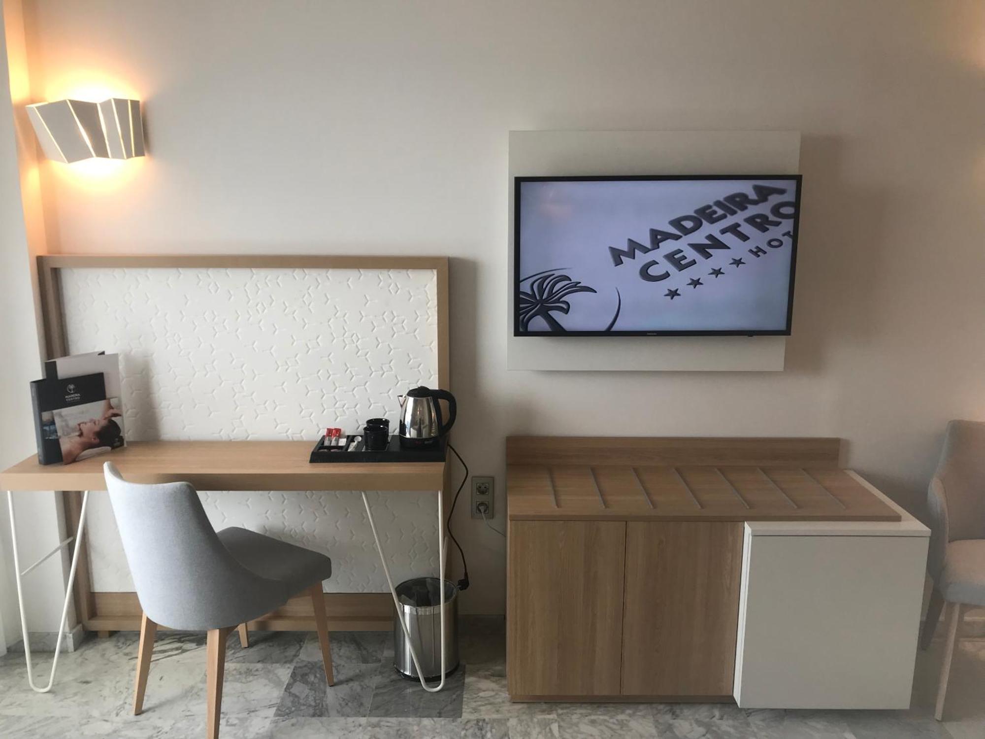 Premium Vierpersoonskamer met terras (2 volwassenen + 2 kinderen)
