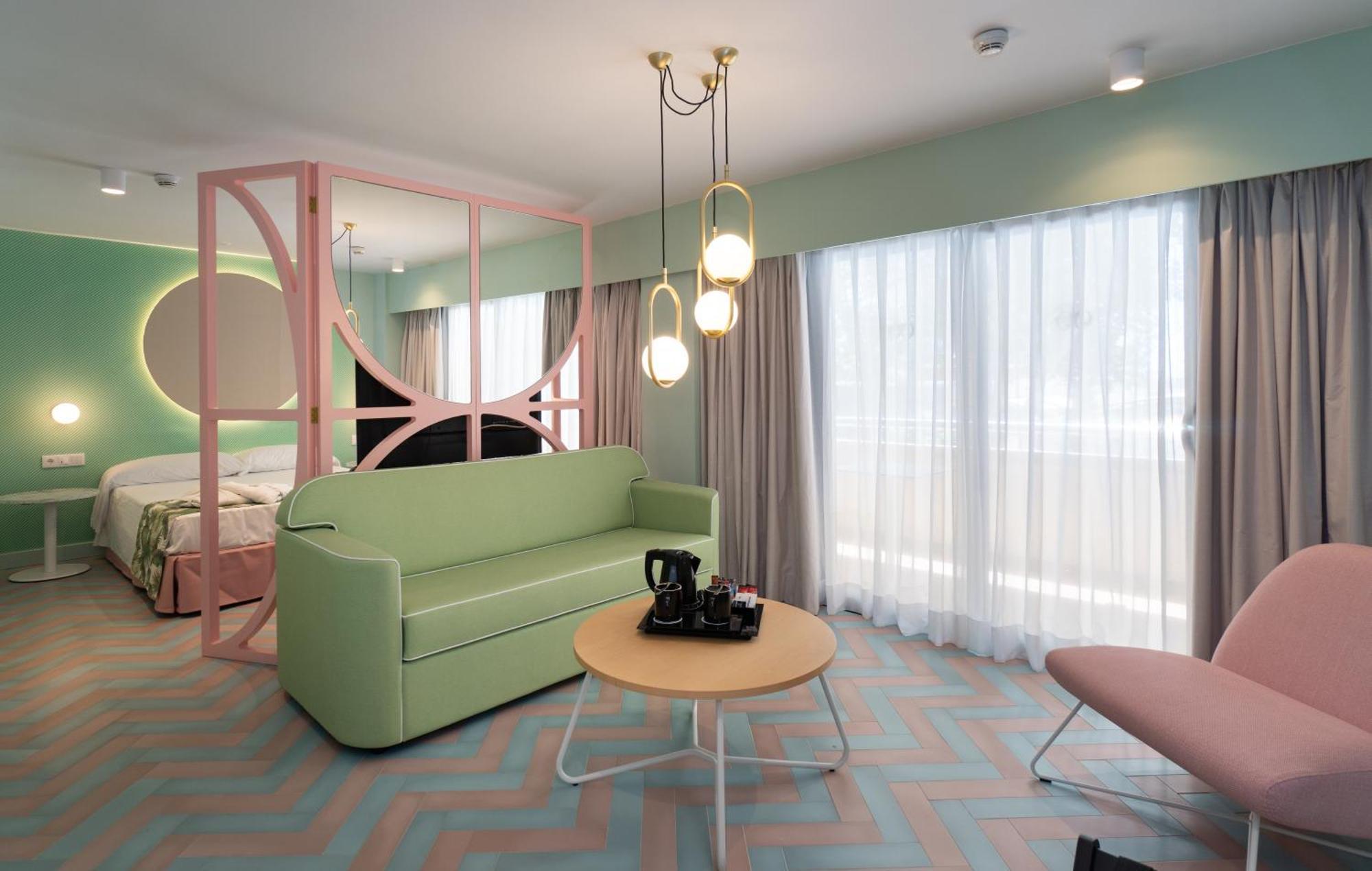 Junior Suite met Uitzicht op de Avenue