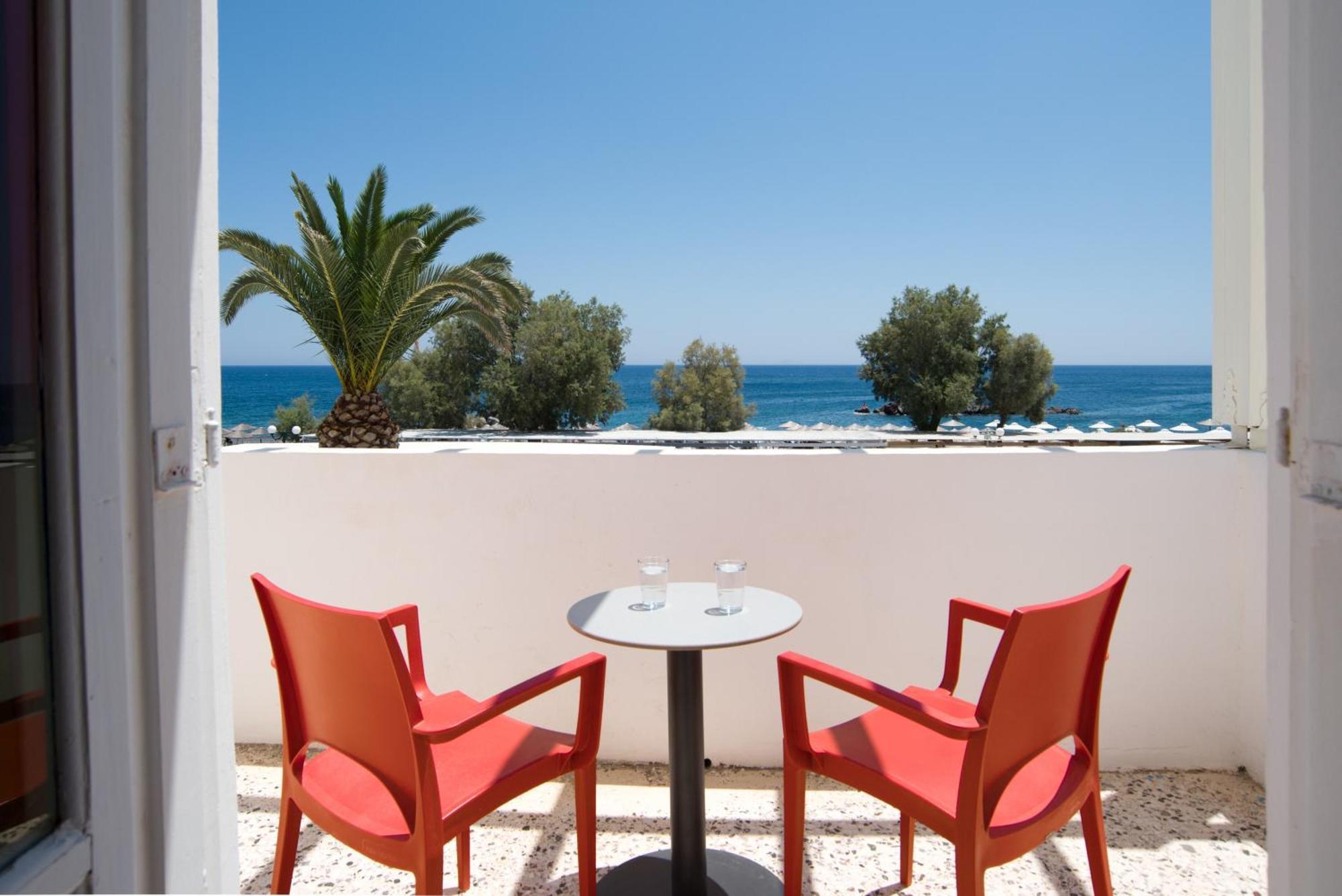 Double or Twin Room Sea View
